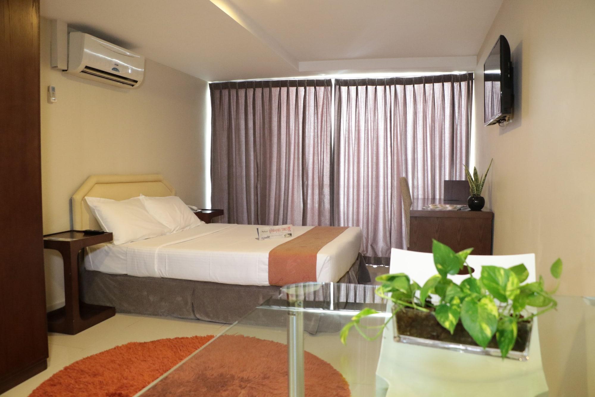 Legallery Suites Hotel Бандар-Сери-Бегаван Экстерьер фото