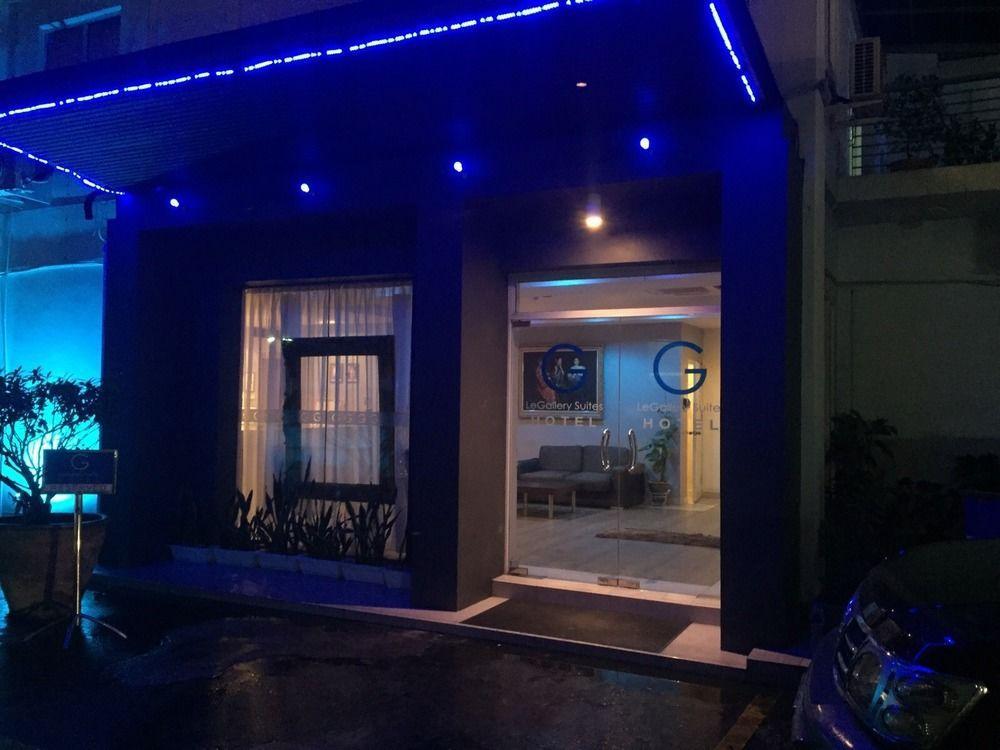 Legallery Suites Hotel Бандар-Сери-Бегаван Экстерьер фото